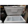 Image 4 : Beaumark Deep Freeze 34"x 35"x20"