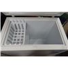 Image 5 : Beaumark Deep Freeze 34"x 35"x20"