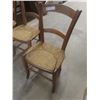 Image 2 : 4 Antique Matching Chairs 