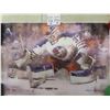 Image 1 : Conner Hellebyck Winnipeg Jets Canvas Art