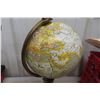 Image 8 : Collection Of Classical Albums, Readers Digest, Polka + Walk Party + World Globe