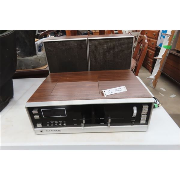 Panasonic FM/AM/8 Track with 2 Speakers