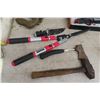 Image 9 : Boat Anchor, Extention Cords + Cordless Prunner, Butane Stove + 