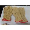 Image 8 : New Works, Rubber Gloves, Hair Nets, Half Face Mask