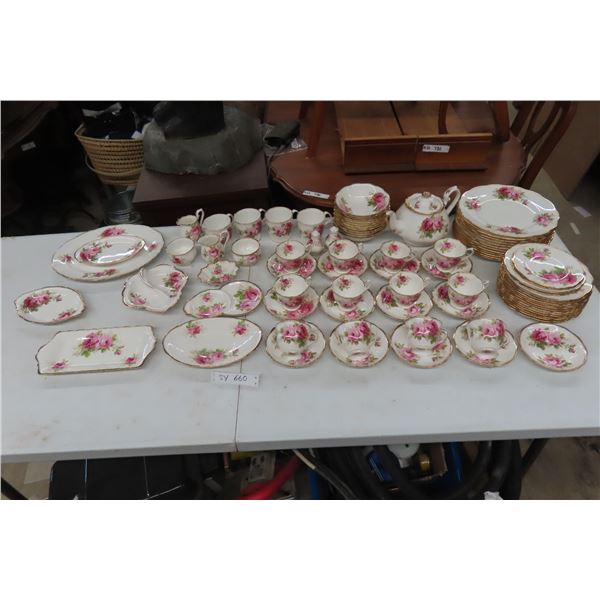 85 Pieces Royal Albert American Beauty China 