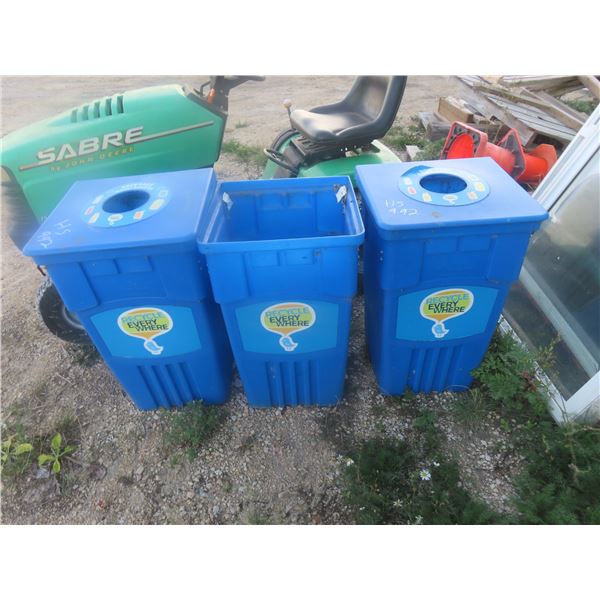 3 Reclyling Bins