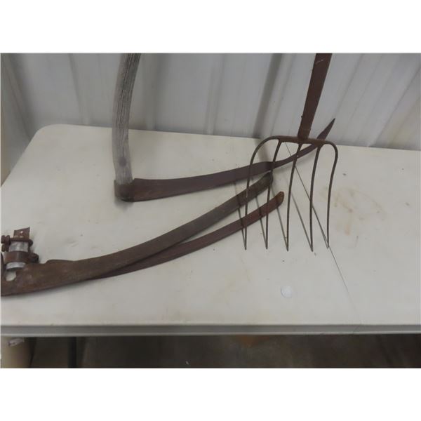 Scyth and Fork 