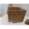 Image 2 : Wooden Butter Crate + 5 Wood Planer