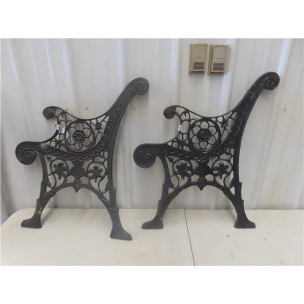 Set of 2 Cast Bench Ends