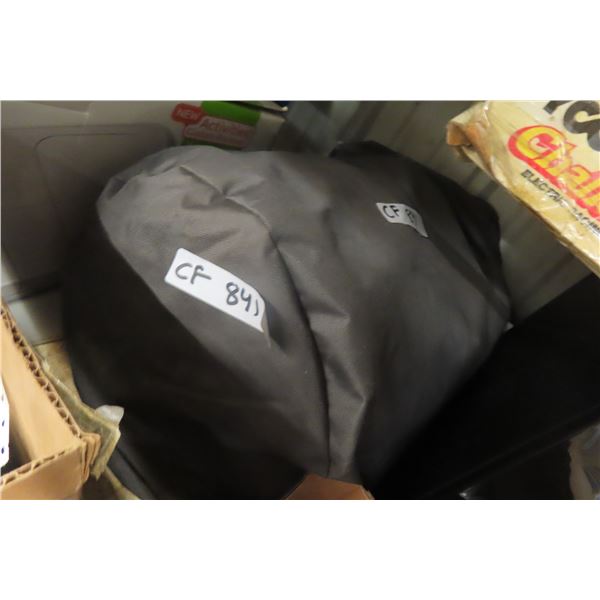 No Label Probably a Car Cover 