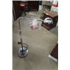 Image 1 : Modern Floor Lamp 