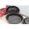 Image 2 : 3 Roasting Pans 