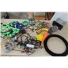 Image 1 : Ratchet Straps, Bungee Cords, Turtle Wax, Steering Wheel