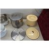Image 5 : Strainer, Pots, Stewing Pot,+ 3 Lids