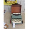 Image 1 : Smith-Corona Manual TypeWriter