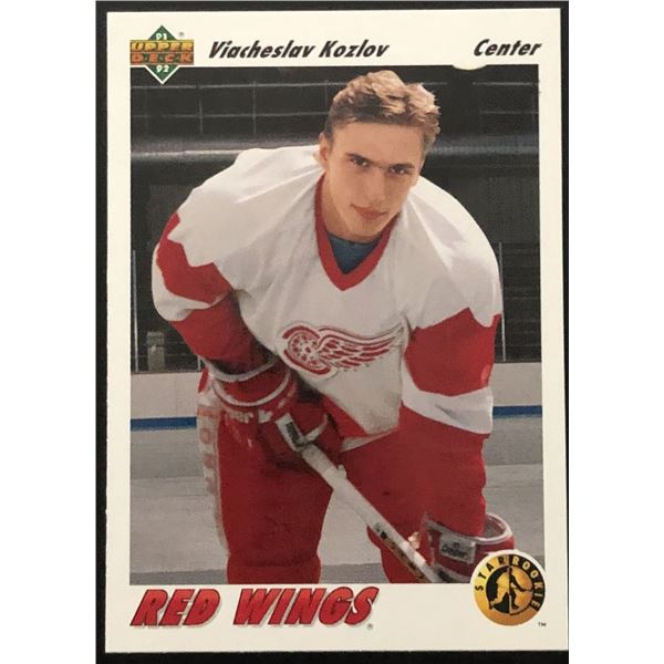 1991-92 UPPER DECK SLAVA KOZLOV ROOKIE CARD
