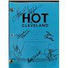 Image 1 : Hot in Cleveland cast signed script