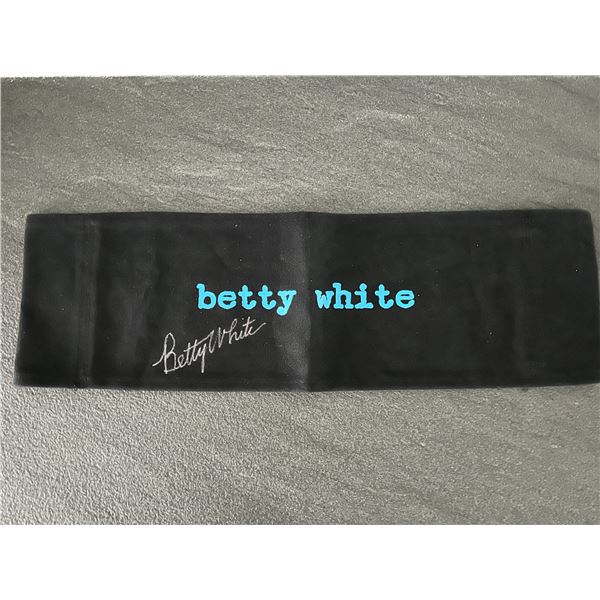 The Proposal Betty White signed directors chair back