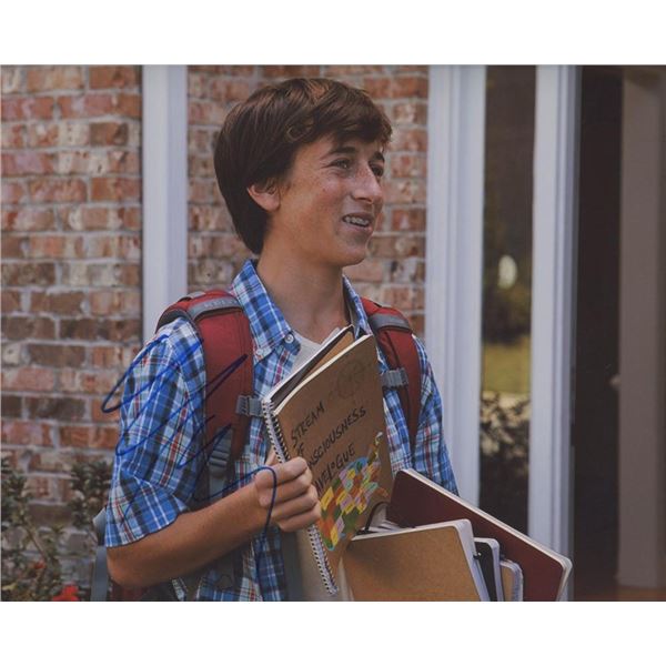 Licorice Pizza Skyler Gisondo signed photo
