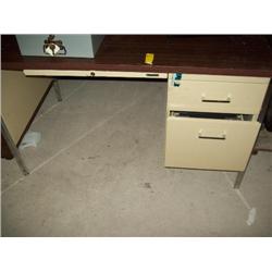 METAL DESK