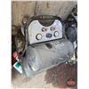 Image 3 : Portable Air Compressor : 110 Volt