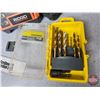 Image 6 : Ridgid Cordless 18V Drill w/Charger, Batteries (2) & Case
