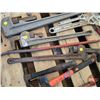 Image 3 : Pipe Wrenches (7), Crescent Wrenches (2), Sledge Hammer (4lb) & Gooseneck Bar