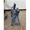 Image 5 : Certified Floor Jack, Jack Stands & Transmission Jack Adapter