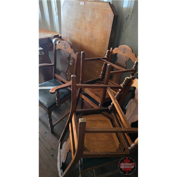 Wooden Diningroom Table & Chairs