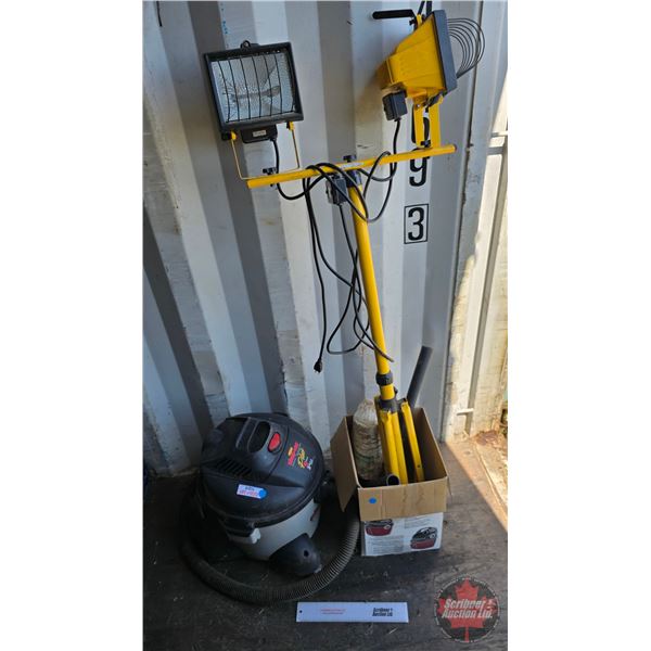 Wet/Dry 5gal Shop Vac & Work Light