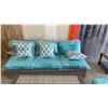 Image 3 : Outdoor Wicker Patio Furniture Set with Cushions and Accent Pillows