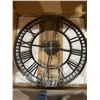 Image 4 : 16-Inch Round Wall Clock With Roman Numerals and Black Frame