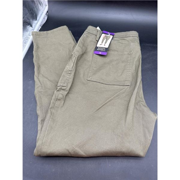Banana Republic Womens Trousers Size 14 in Olive