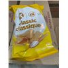 Image 1 : Circle K Foods  Classic Potato Chips, 180g x 8ct,