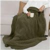 Image 1 : Berkshire Heated Luxe Faux Fur Throw, 50 x 60 Inches, Green Vert