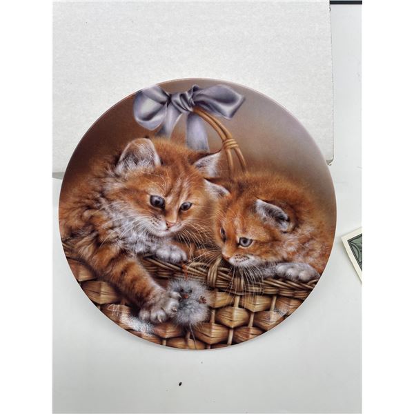 Decorative Plate Featuring Kittens – Bradex Number 84-B10-850.3