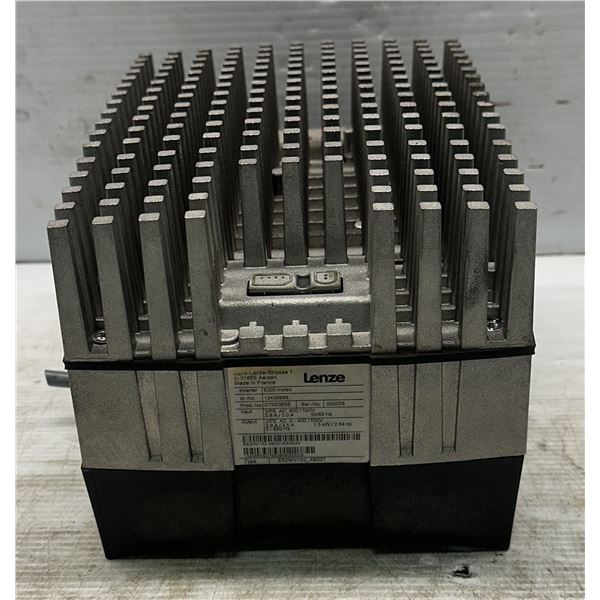 Lenze #E82MV152_4B001 Inverter 8200motec