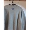 Image 2 : (4) Sweaters Lot: Size L & XL