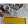 Image 6 : Strainers, Ceramic Mugs, Glass Dishes, Serving Tray
