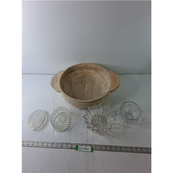 (3) Glass Containers up to 7″, Lenox Wooden Bowl 12″