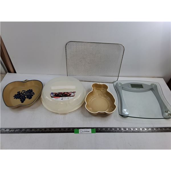 Pflatzgraff 9″ Apple Tray, Taylor Digital Scale As-Is, Curver Bake Box, Misc