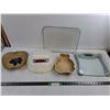 Image 1 : Pflatzgraff 9″ Apple Tray, Taylor Digital Scale As-Is, Curver Bake Box, Misc