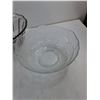Image 3 : (3) Large Glass Bowls up to 15″