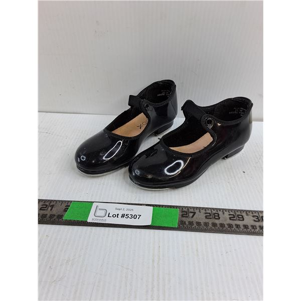 Girls Toddler 11 Capezio Tap Dance Shoes