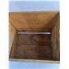Image 2 : 7-Up Wooden Crate Vintage  -  PICK UP