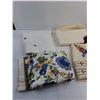 Image 3 : (5) Various Kitchen Linens up to 48″