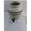 Image 3 : 10″ Ceramic Keg With Spout and Lids,