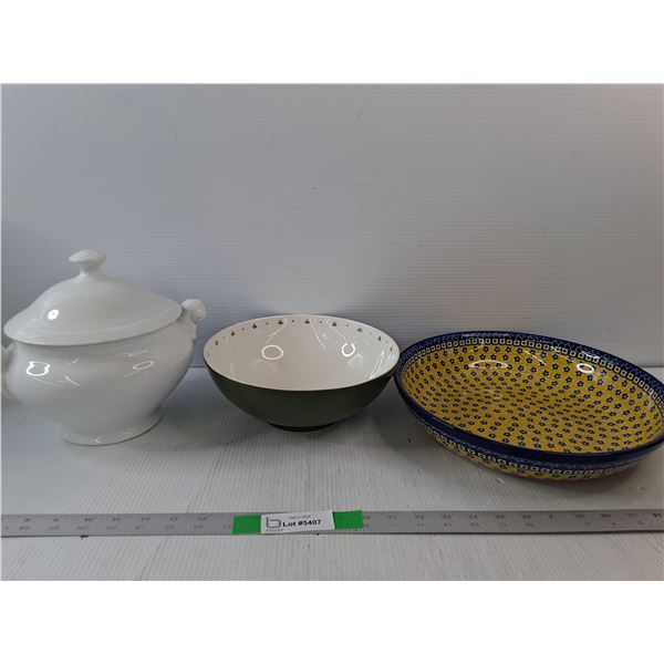 P.K. Silesia Ceramic Sugar Container, Polish Bolestawcu Flower Deep Plate, Spode Stag Bowl