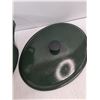 Image 3 : Nomar Green Enameled Cast Iron Dutch Oven