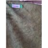 Image 1 : Dyed Large Green Cowhide Estimated 7' x 4'